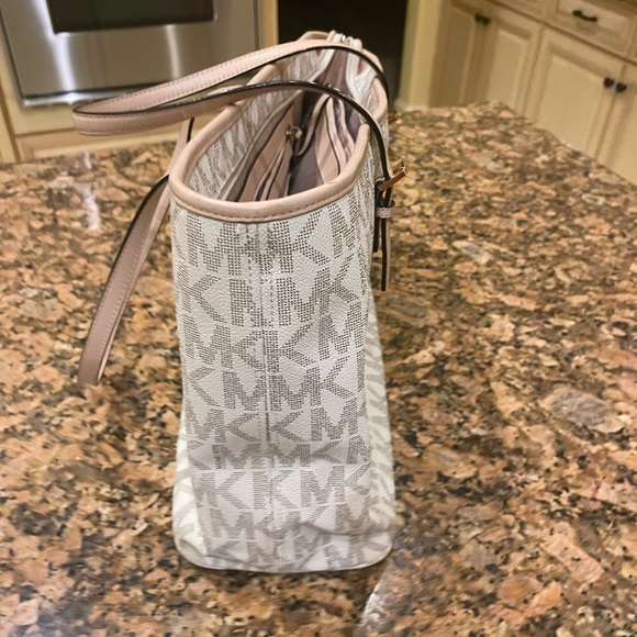Michael Kors signature Large tote, beige and white - Picture 4 of 11